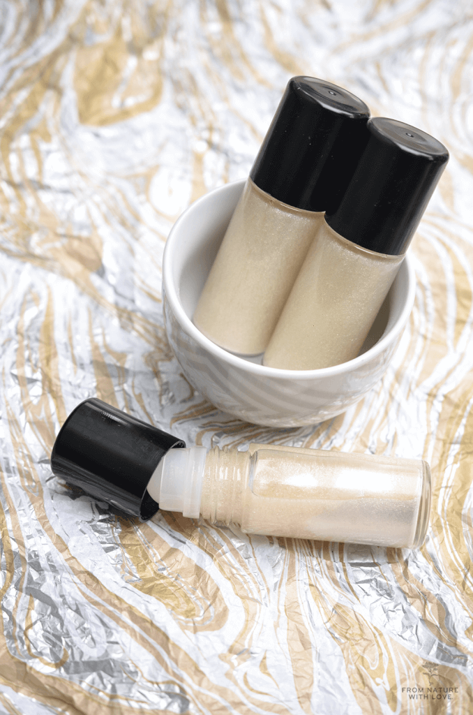 How to make Shimmering Sandalwood Body Oil