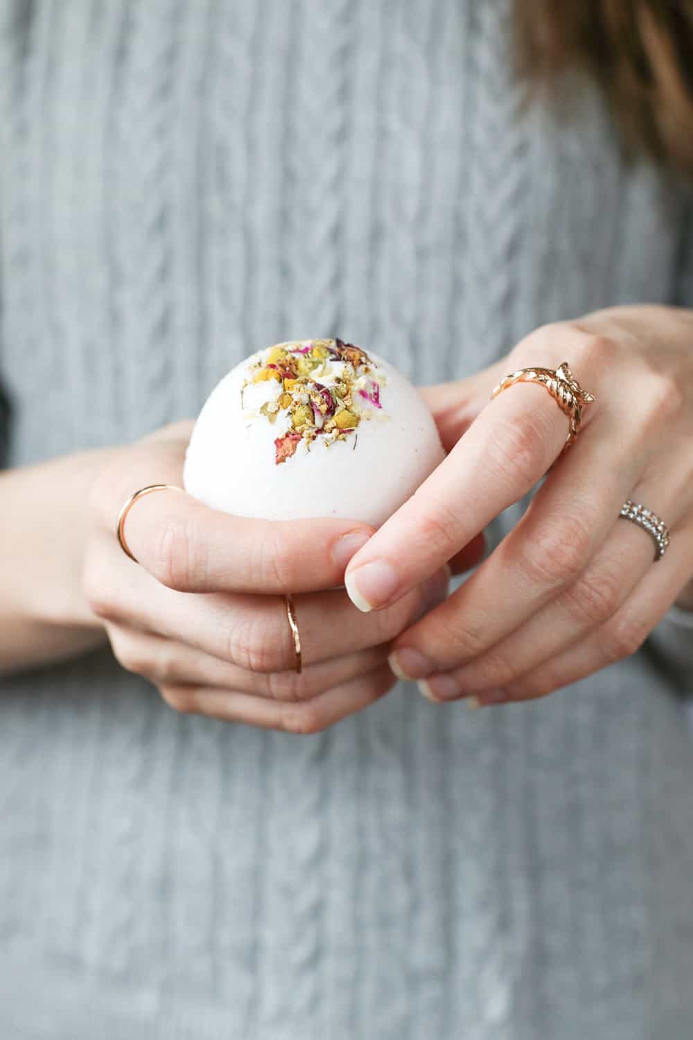 DIY Hidden Ring Bath Bombs