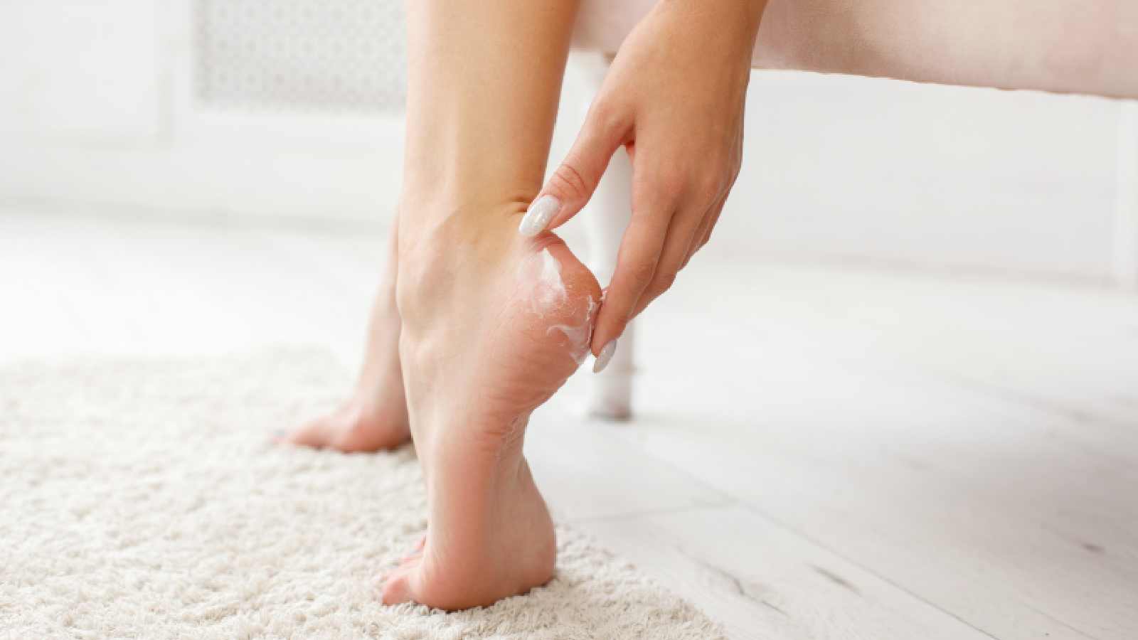 Home remedies for dry and cracked heels