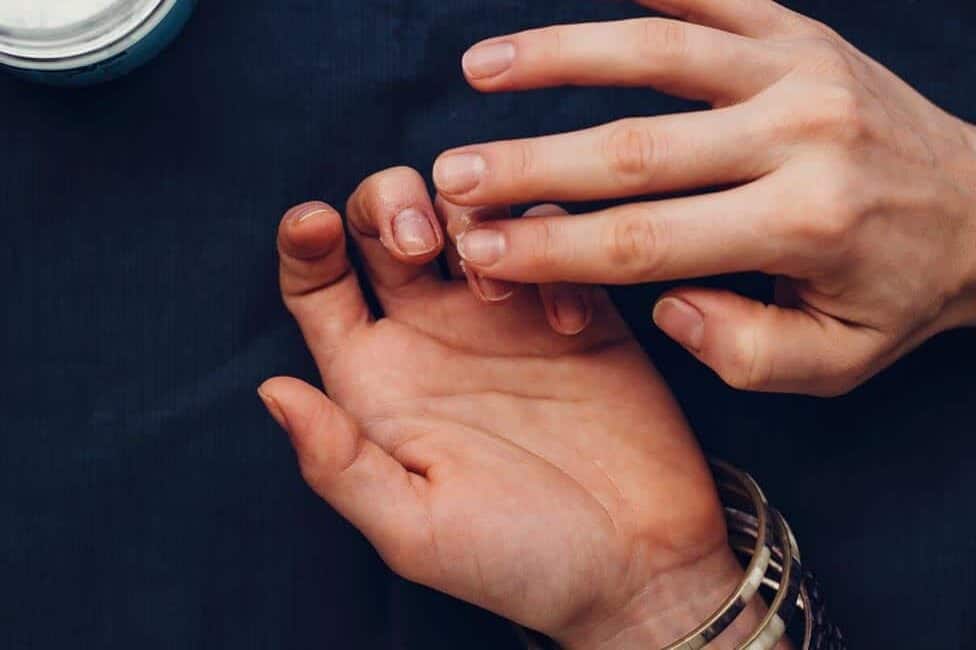 13 Natural Ways To Strengthen Your Nails