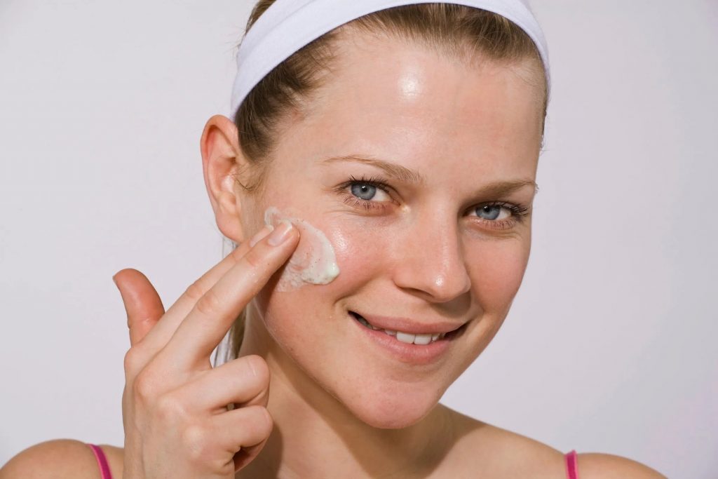 The Best Moisturizers for Dry Skin—Ranked by What Works (and What Does – 100% PURE